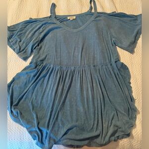 Umgee tee blouse blue size M